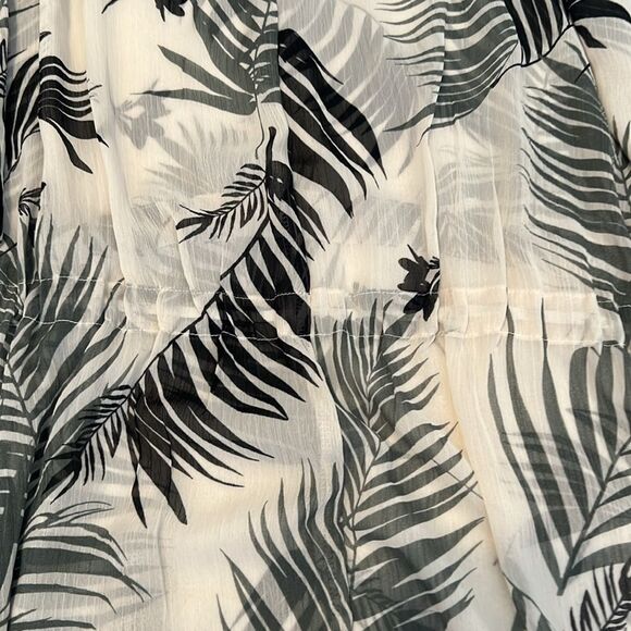 Kona Sol size small Sheer Black and White Leaf Print coverup kimono kaftan EUC - Picture 12 of 12